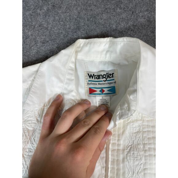 VINTAGE Wrangler Shirt Womens Small White Button Up Long Sleeve Pintuck Preppy - Picture 4 of 4